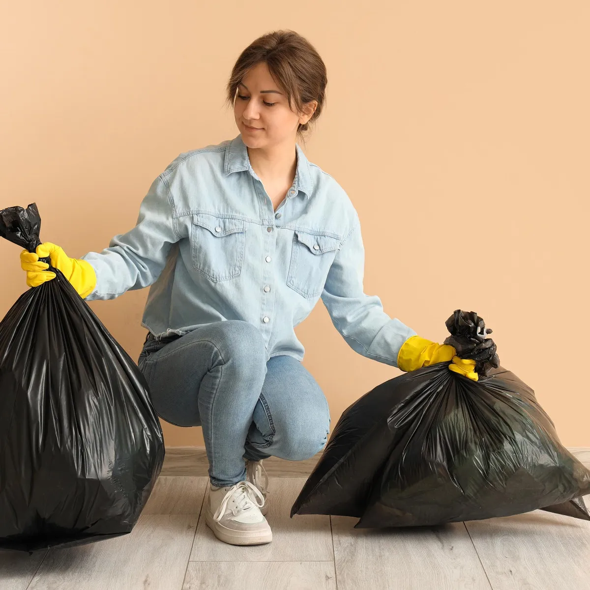Bolsas de Basura Negras Extra Resistentes Tuff Stuff®: Paquete de 50 Unidades, 3 milésimas de Grosor, Ideal para Uso Pesado en Hogar y Jardín, Evitan