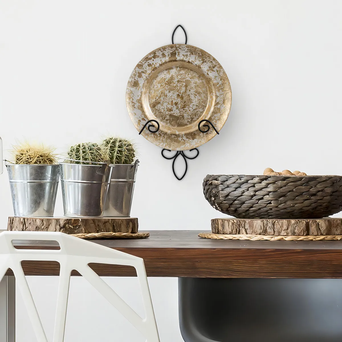 Perchero de Pared Metálico Negro 'Fijación Firme' - Marca 'Decorahogar': Elegancia Minimalista para Organización y Decoración. Soporte Robusto, Fácil