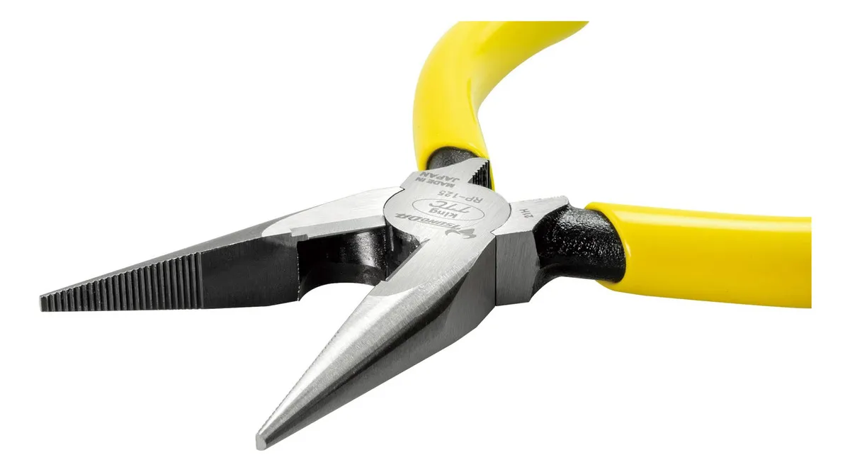 Pinzas de Punta Fina 125mm Fabricadas en Japón: Marca X, Modelo Y. Acero de Alta Resistencia, Diseño Ergonómico para Trabajos de Precisión y Durabilid