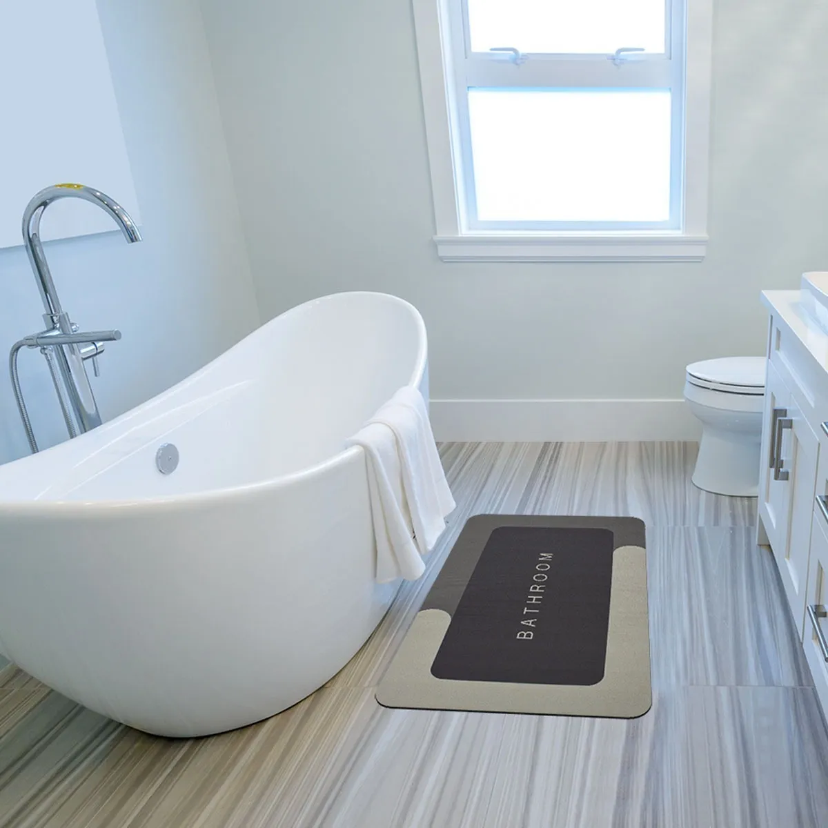 Tapete de Baño Absorbente Magic Bath Mat en Gris Claro: 40x60cm, Antideslizante, Suave al Tacto y de Secado Rápido. Ideal para Salida de Ducha, Fácil