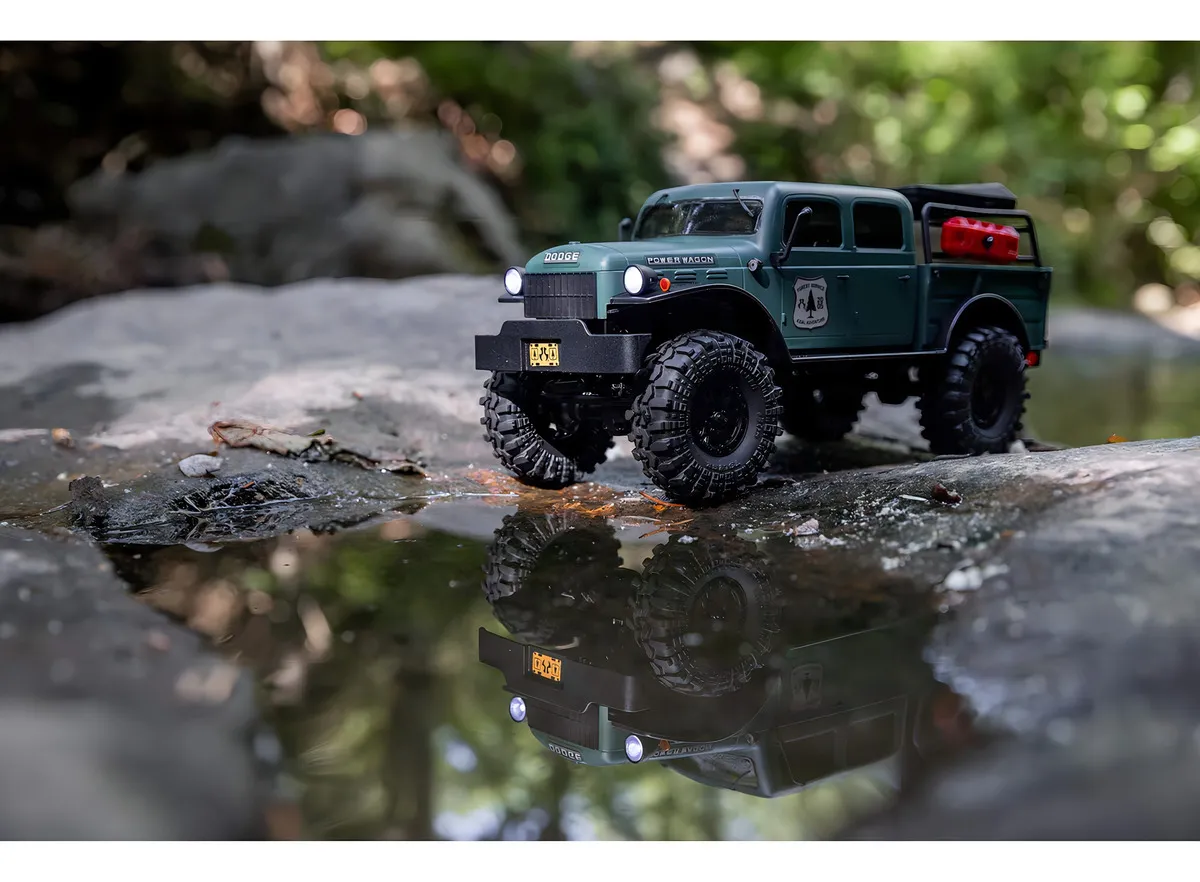 Axial SCX24 Dodge Power Wagon 40s - Camión RC a Escala 1/24 Verde: Experiencia Off-Road Detallada y Listo para la Aventura, Tracción 4x4, Suspensión R