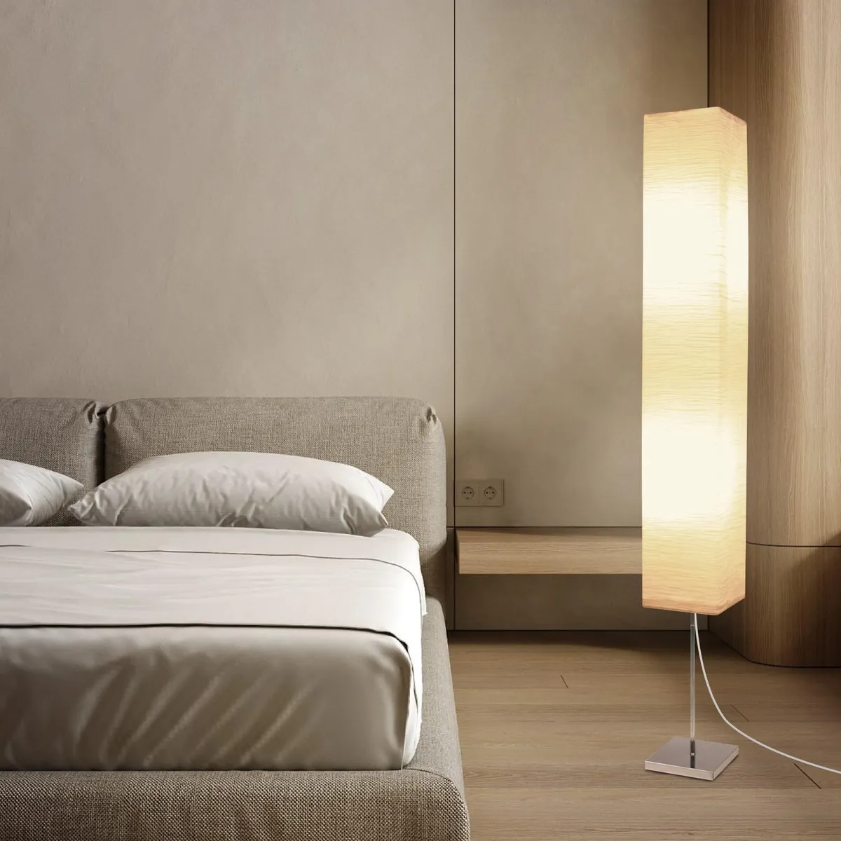 Lámpara de Pie Origami Lumina: Elegancia Japonesa con Base Cromada, Iluminación Ambiental para Sala y Recámara. Diseño Moderno y Duradero.