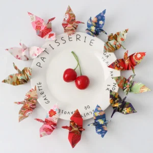 50 Grúas de Papel Origami Arcoíris Hechas a Mano – Decoración Artesanal [Marca: Origami Arte & Color] Modelo: Pack Festivo – Adorno Único para Eventos