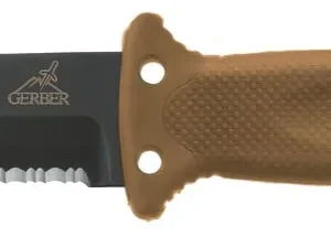 Cuchillo de Combate Gerber LMF II, Color Café Coyote, Diseño Táctico de Supervivencia: Hoja Fija de Acero, Empuñadura Ergonómica, Funda Versátil y Res