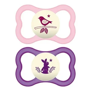 Chupete Ortodóntico Nocturno MAM Air para Bebé (2 Piezas, Diseño para Niña, 6+ Meses) - Silicona Suave, Promueve Desarrollo Dental Saludable, Facilita