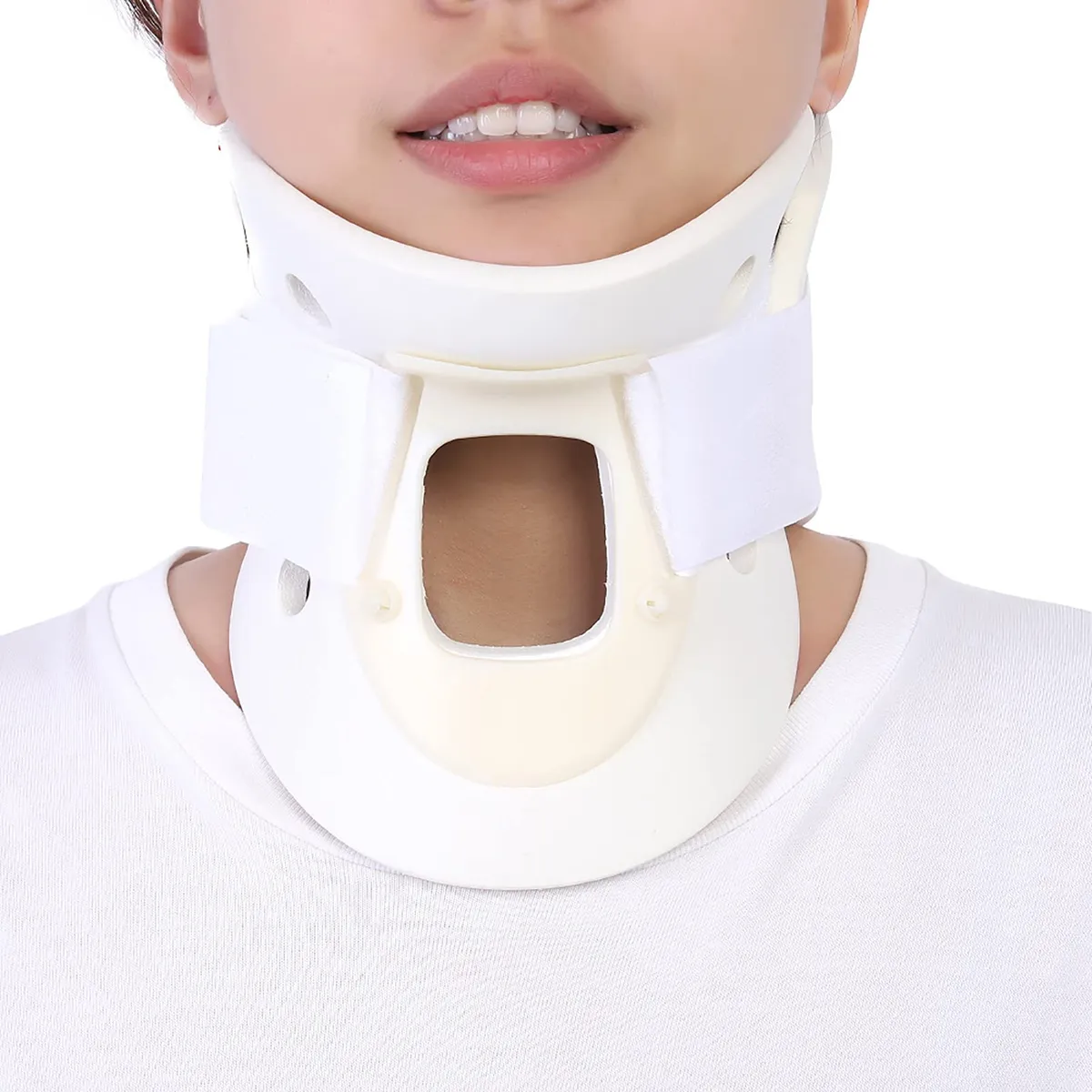 Collar Cervical Transpirable de Soporte Blando - Ideal para Alivio del Dolor y Recuperación - Altura 15cm - Ajustable y Cómodo para Uso Diario