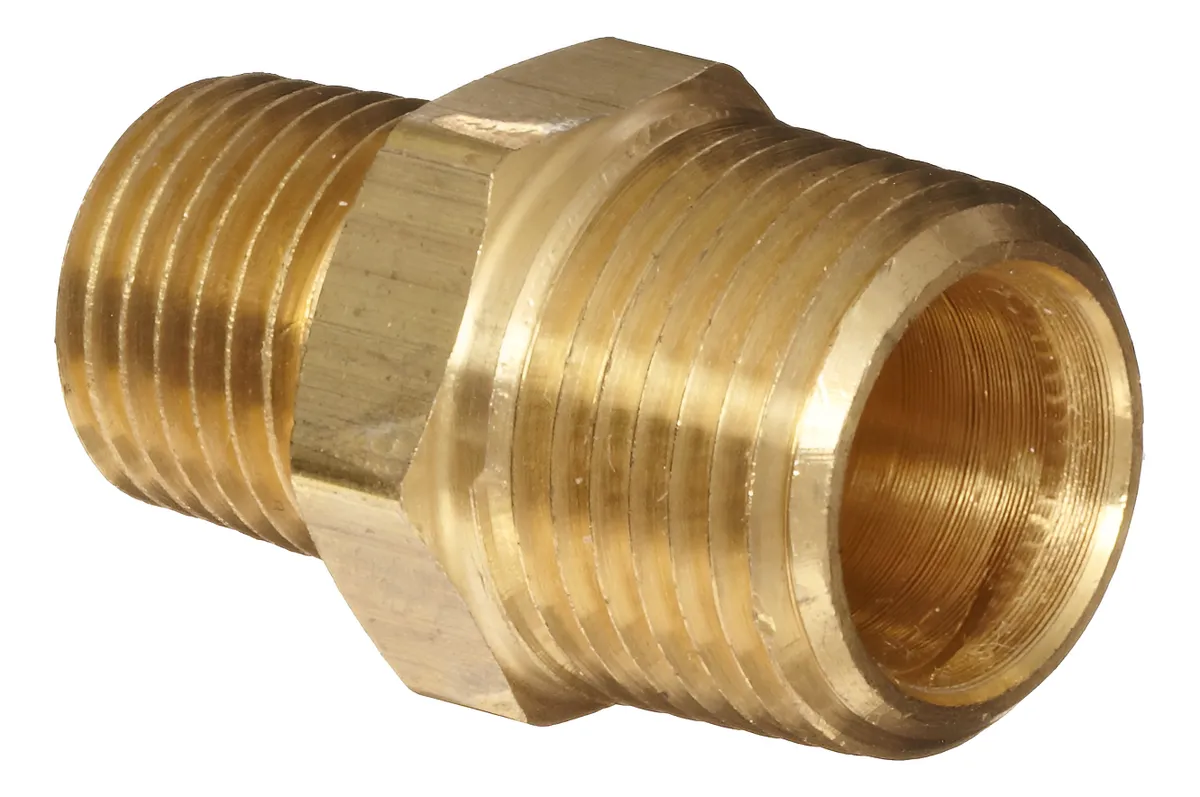 Adaptador Reductor Boquilla Hexagonal de Latón para Montaje de Tuberías: Conexión Segura y Duradera - Latón Sólido