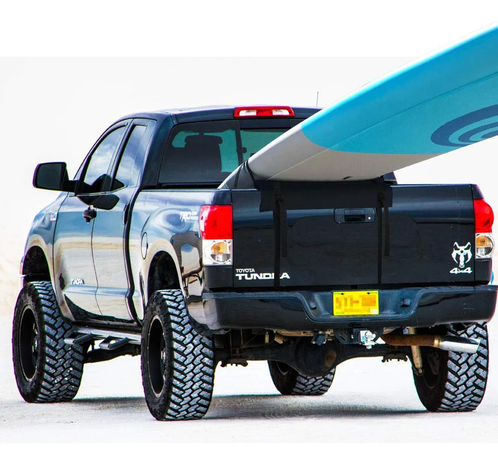 Almohadilla Protectora Impermeable para Portón Trasero Negro - Protección Duradera para Carga y Vehículo - Diseño Resistente y Fácil Instalación