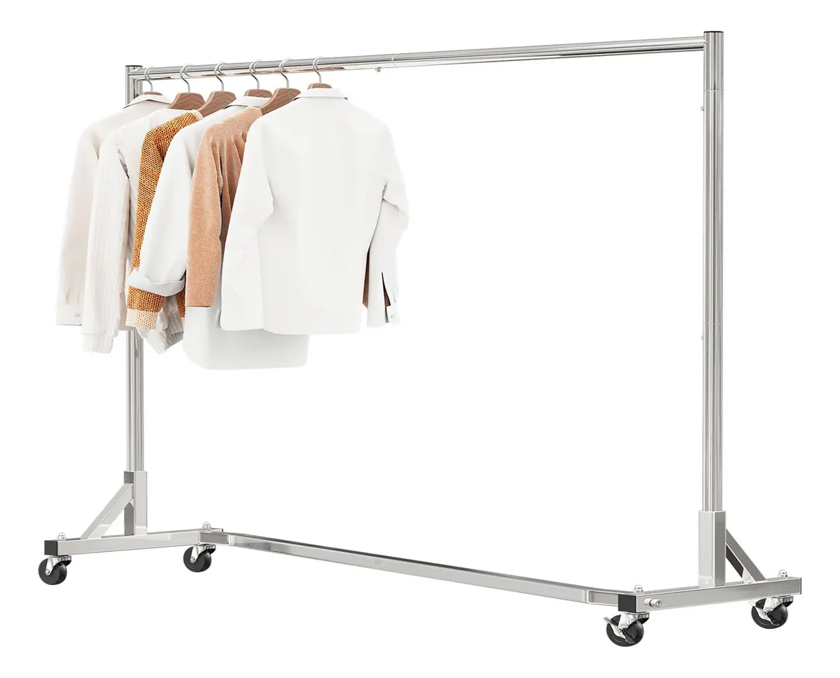 Estante de Ropa Rodante Extra Largo Industrial 70 Pulgadas C Cromado | Soporte Resistente para Vestir y Almacenamiento Profesional | Estructura Metálica Robusta con Ruedas Giratorias