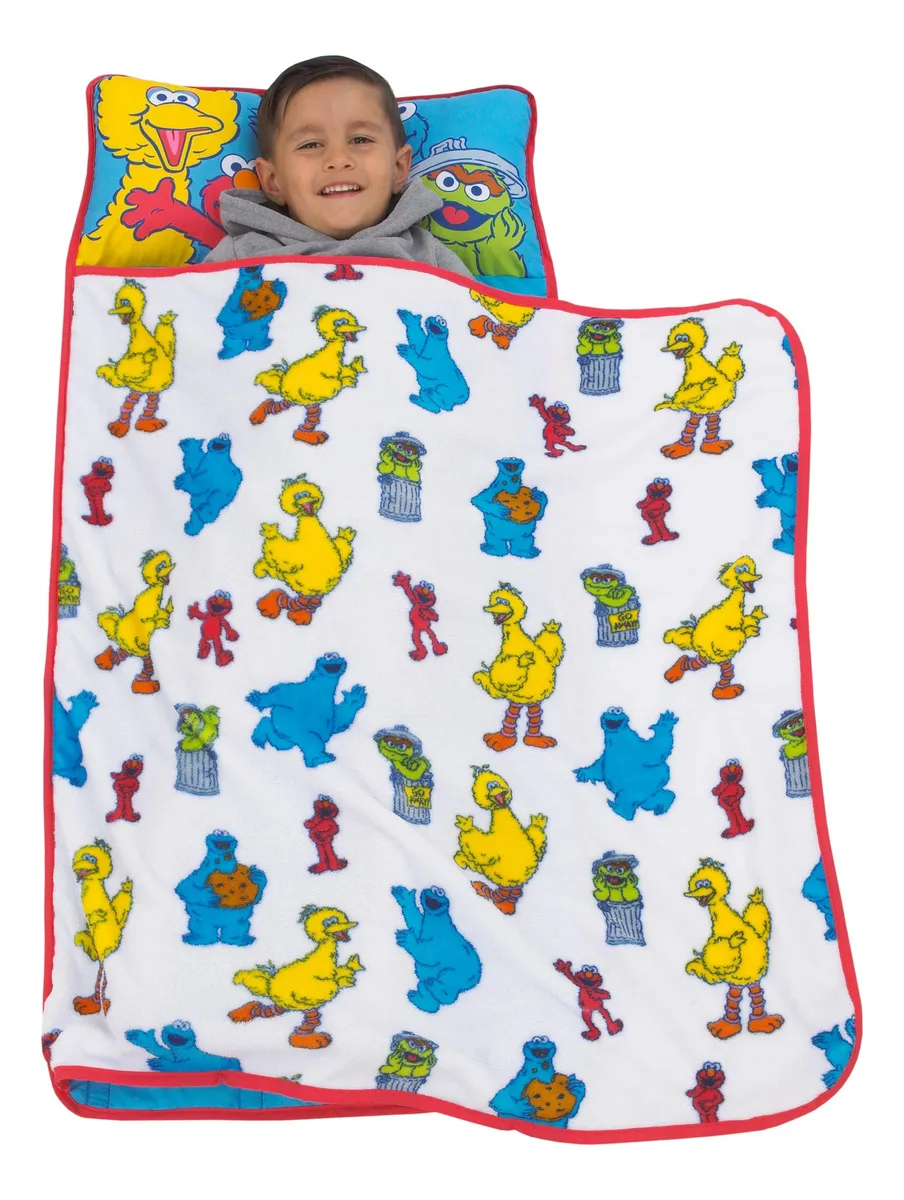 Alfombra de Siesta Infantil Plaza Sésamo - Diseño Divertido Amarillo, Azul, Rojo y Verde | Perfecta para Descansar y Jugar | Ideal para Niños y Niñas