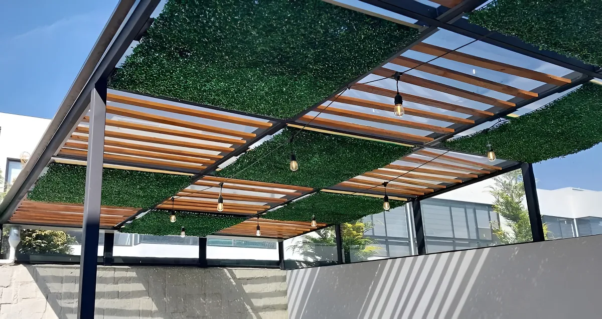 Follaje Artificial Ficus Muro Verde 4 Paneles - Decoración Natural y Realista para Interiores y Exteriores | Crea Ambientes Exuberantes y Verdes